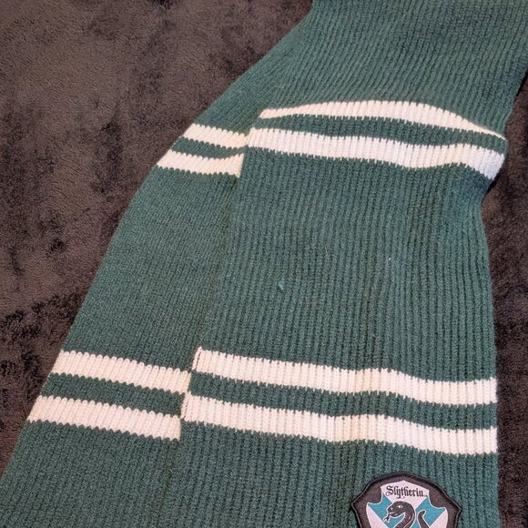 Miniso Harry Potter Hogwarts Green School Slytherin Scarf 64 Inch - Picture 3 of 5